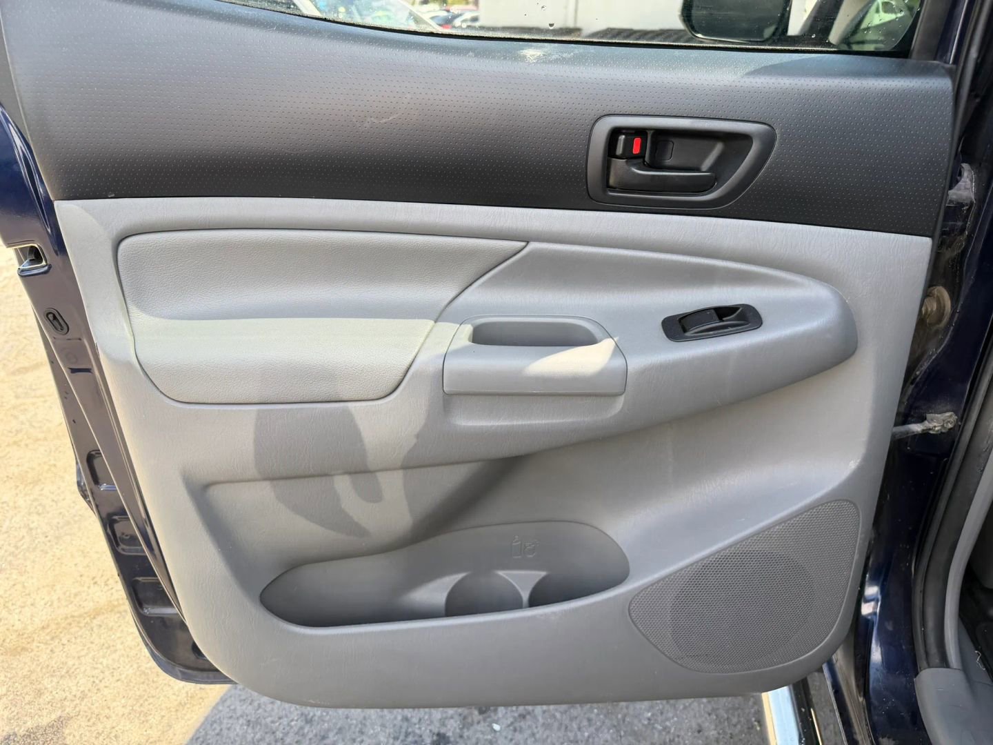 Used 2013 Toyota Tacoma 4x4 Double Cab w/ TRD Off-Road Pkg image 12