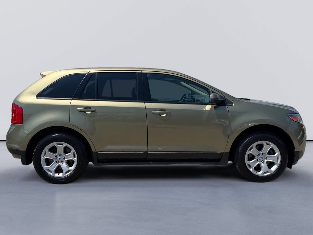 Used 2013 Ford Edge SEL FWD image 2