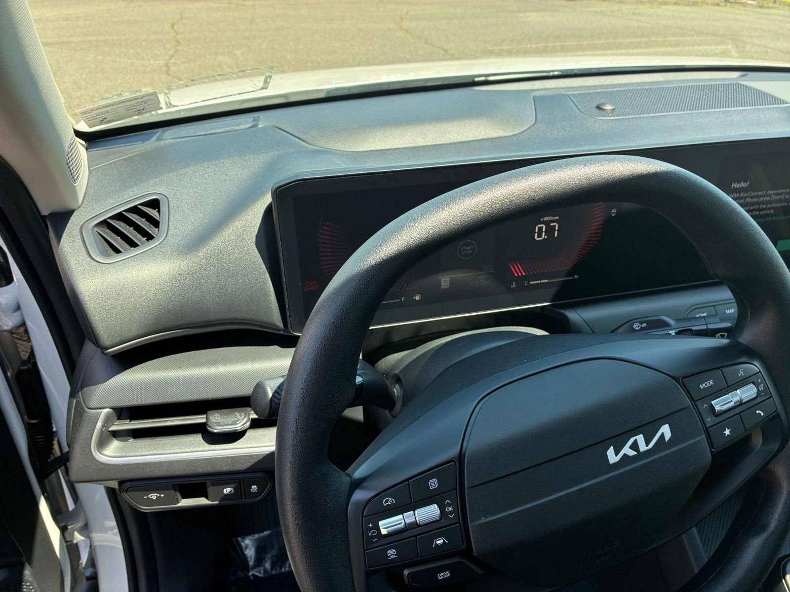Used 2025 Kia K4 FWD image 33