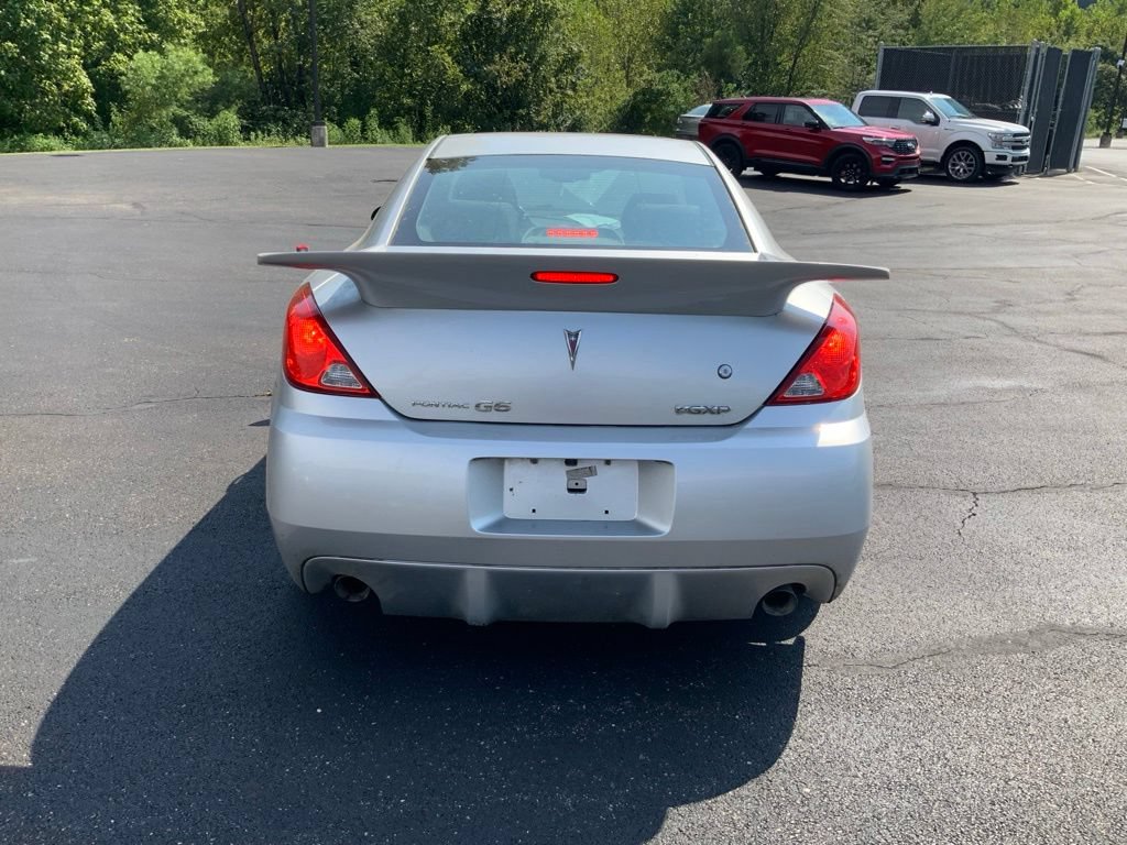 Used 2009 Pontiac G6 GXP w/ Sun And Sound Package FWD image 10