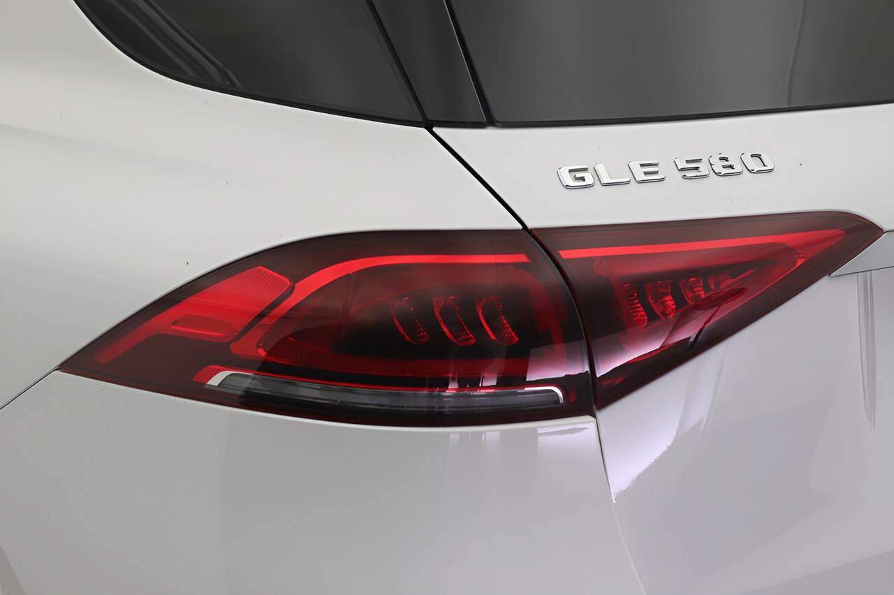 Certified 2022 Mercedes-Benz GLE 580 4MATIC image 18