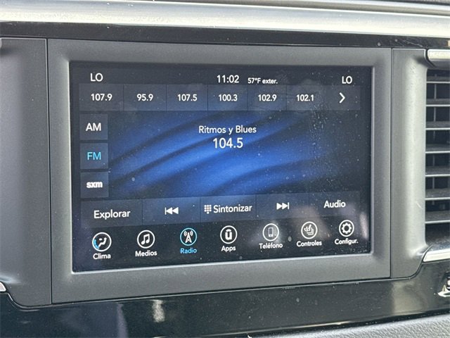 Used 2020 Chrysler Pacifica Touring-L image 23