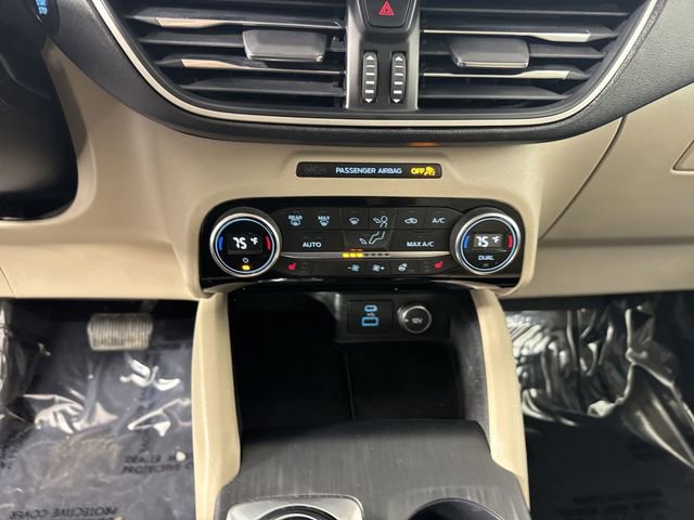 Used 2021 Ford Escape SEL image 8