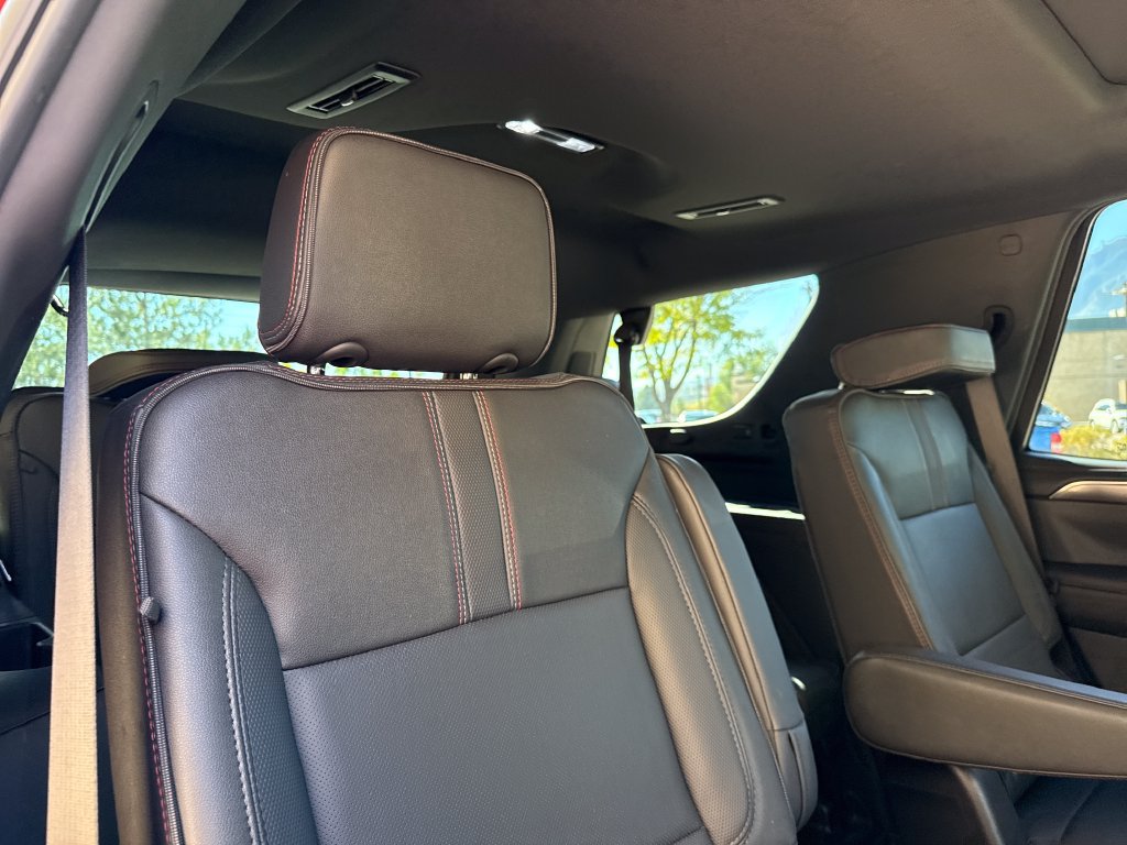 Used 2024 Chevrolet Tahoe RST w/ Luxury Package AWD/4WD image 29