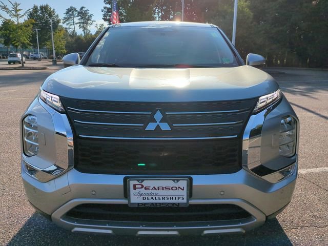 Used 2024 Mitsubishi Outlander SE image 9