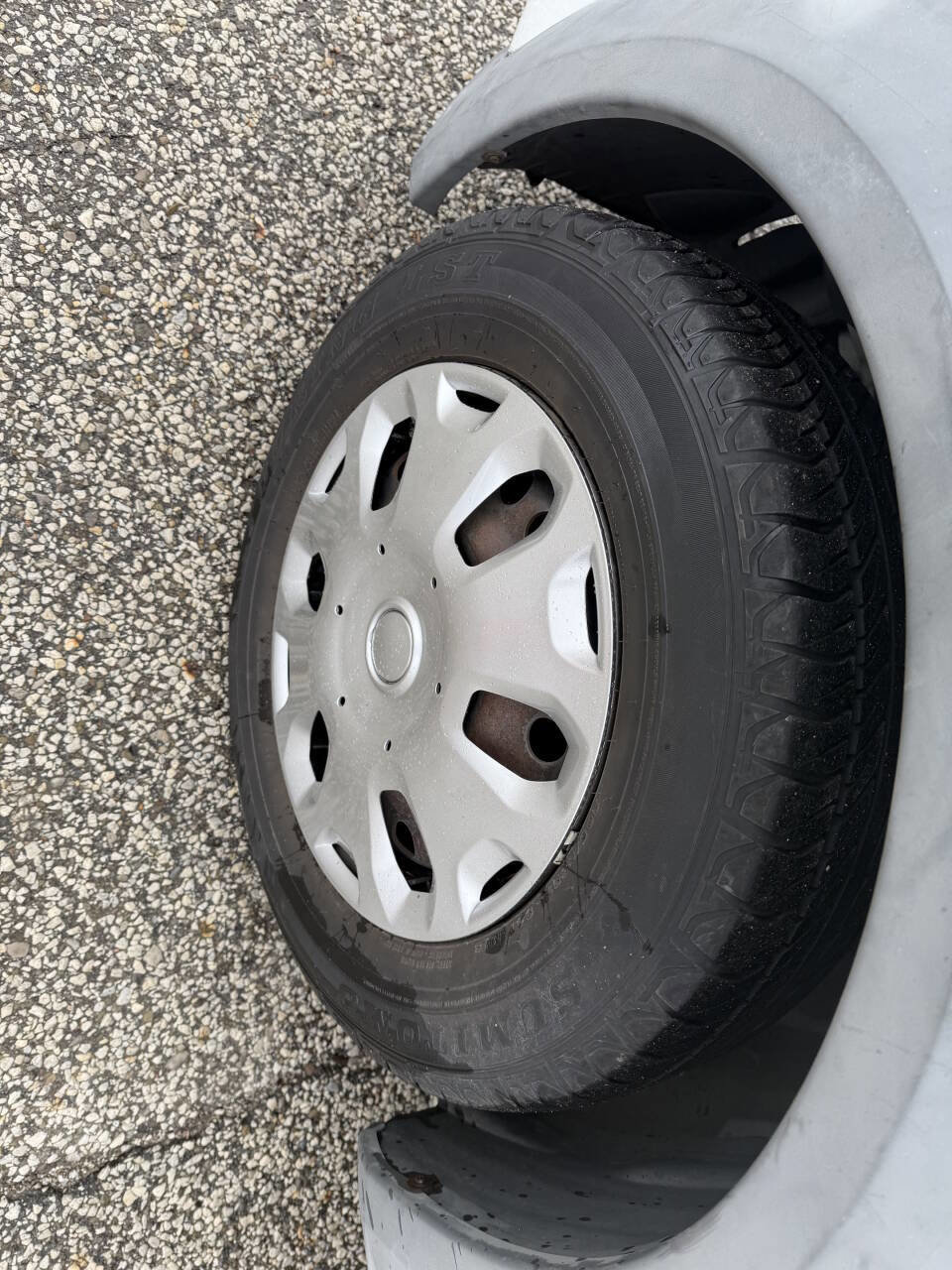 Used 2011 Ford Transit Connect XLT image 11