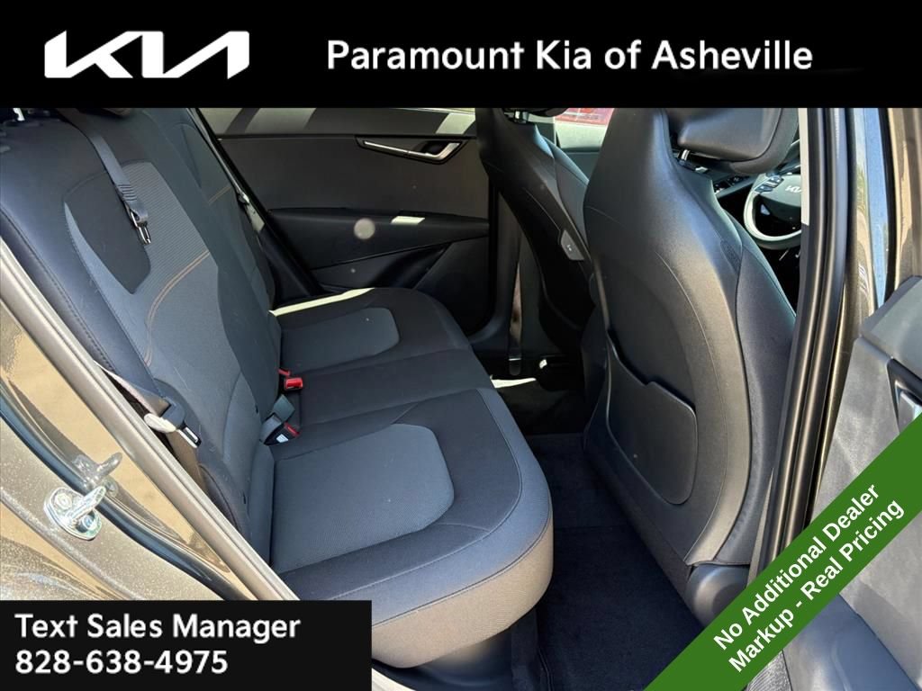 New 2026 Kia Niro LX FWD image 19