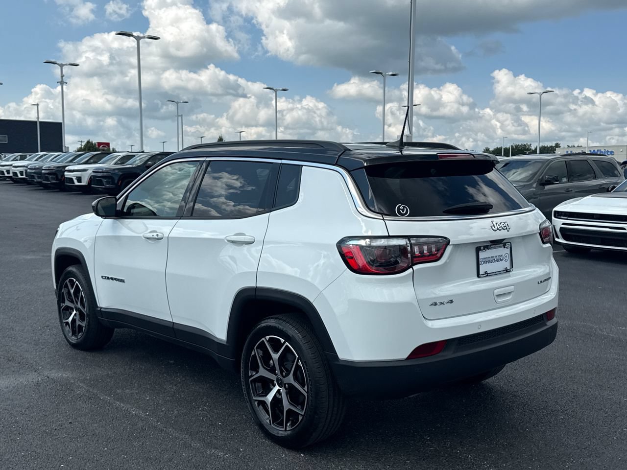 Certified 2025 Jeep Compass Limited AWD/4WD image 6