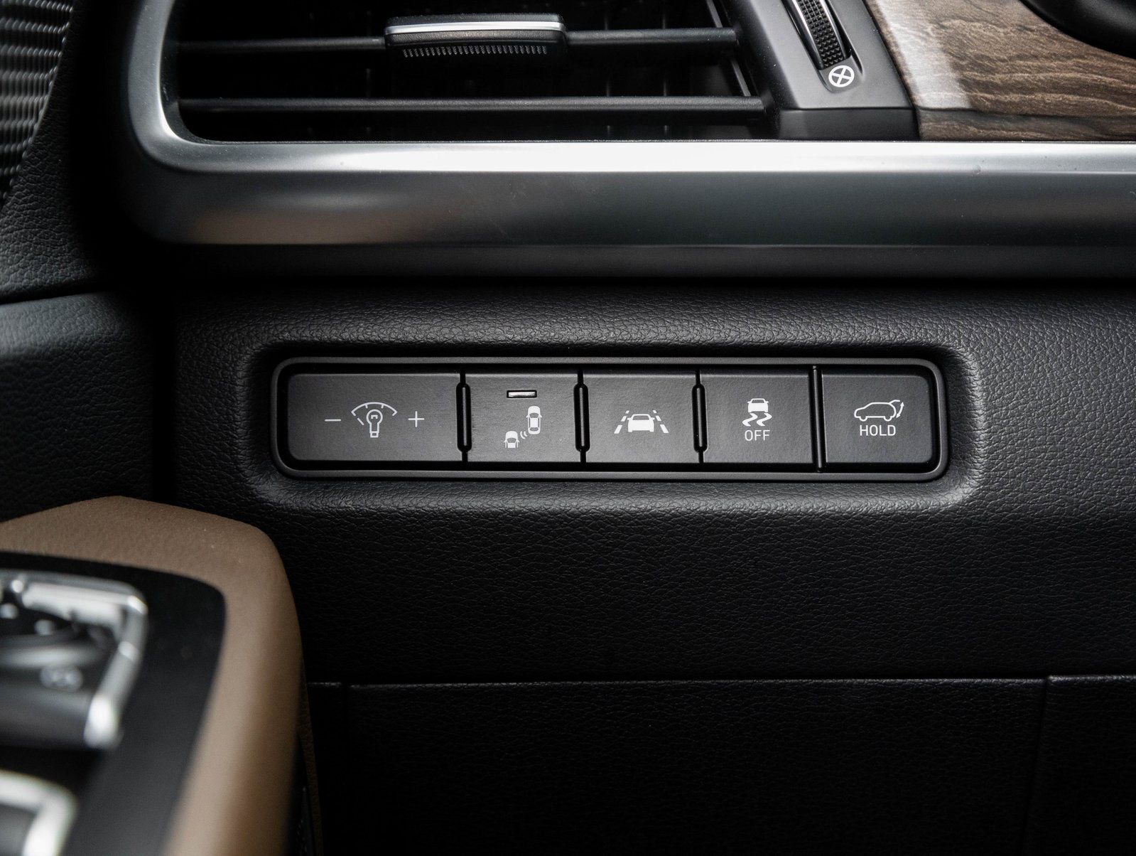 Used 2020 Kia Telluride SX w/ SX Prestige Package image 18