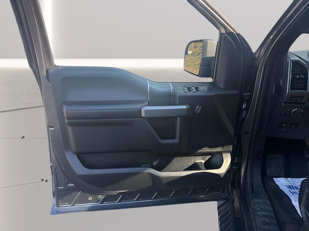 Used 2018 Ford F150 XLT w/ Equipment Group 302A Luxury image 18