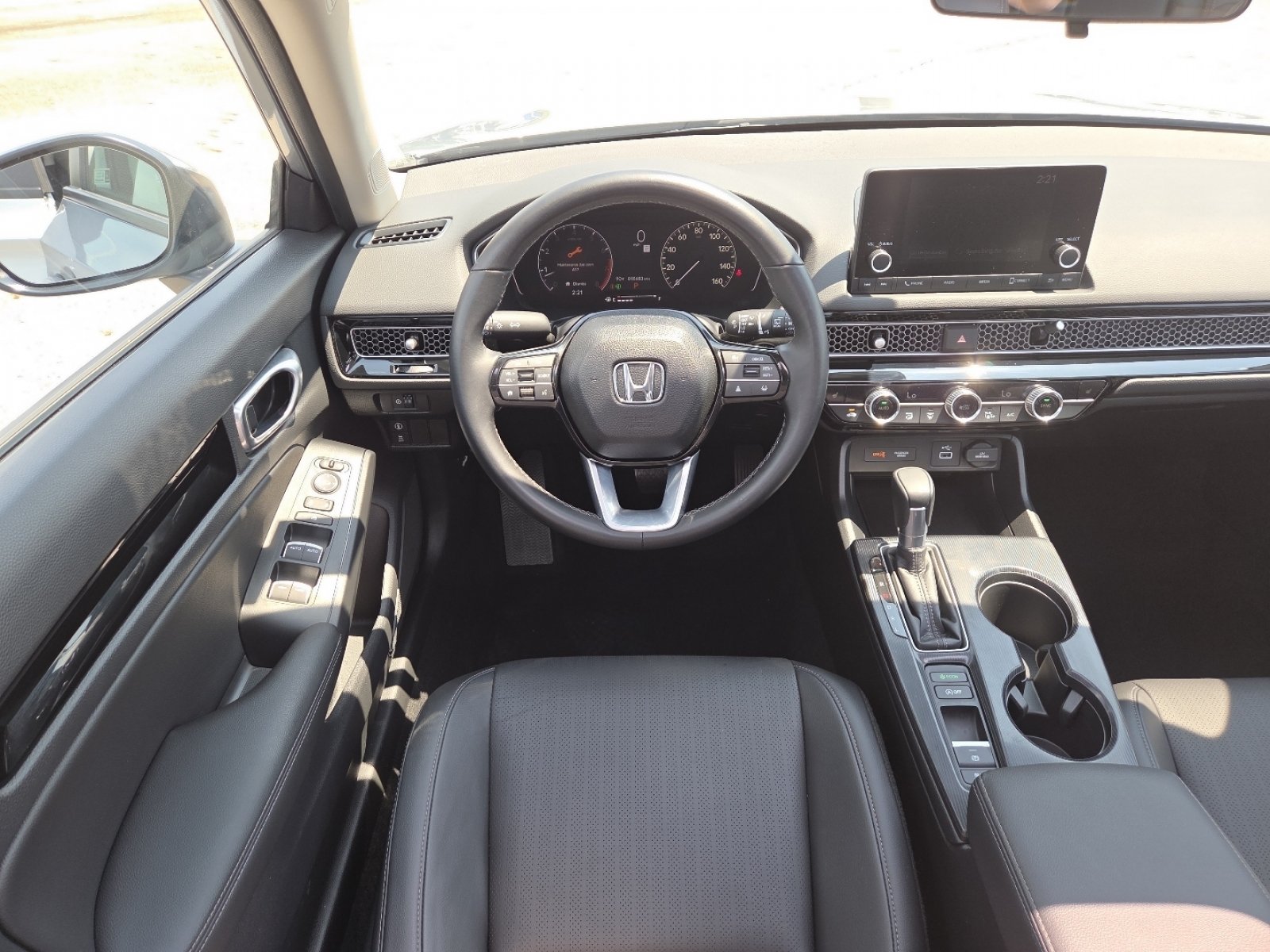 Used 2024 Honda Civic EX-L image 25
