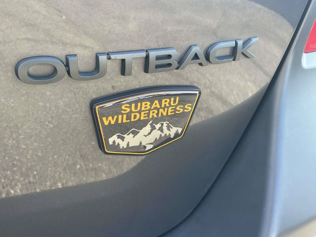 Used 2025 Subaru Outback Wilderness w/ Wilderness Package AWD/4WD image 7