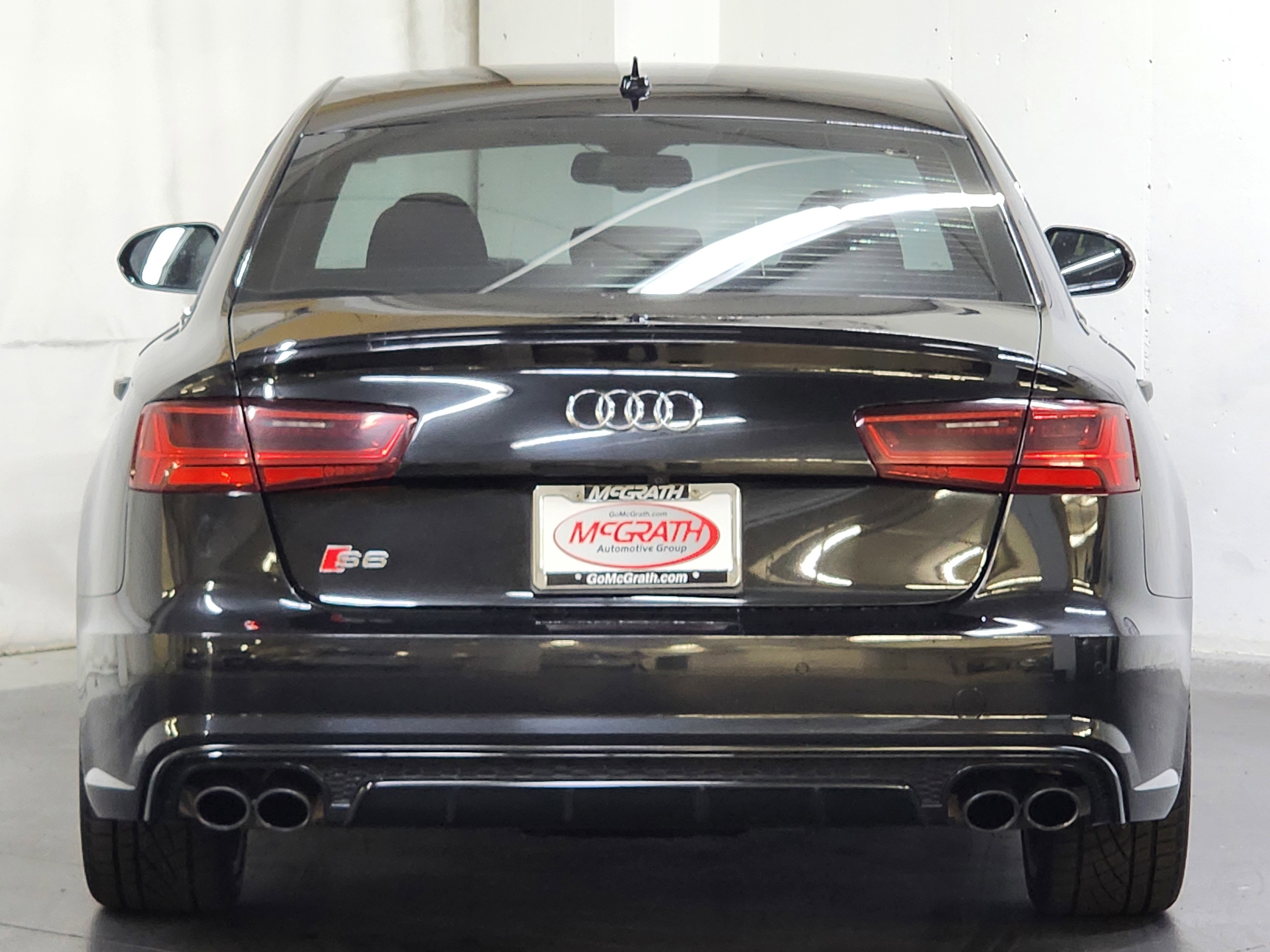 Used 2018 Audi S6 Prestige w/ S Sport Package image 6