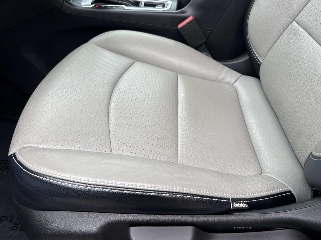 Used 2020 Chevrolet Equinox LS FWD image 25