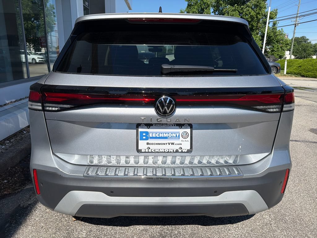 New 2026 Volkswagen Tiguan S FWD image 6