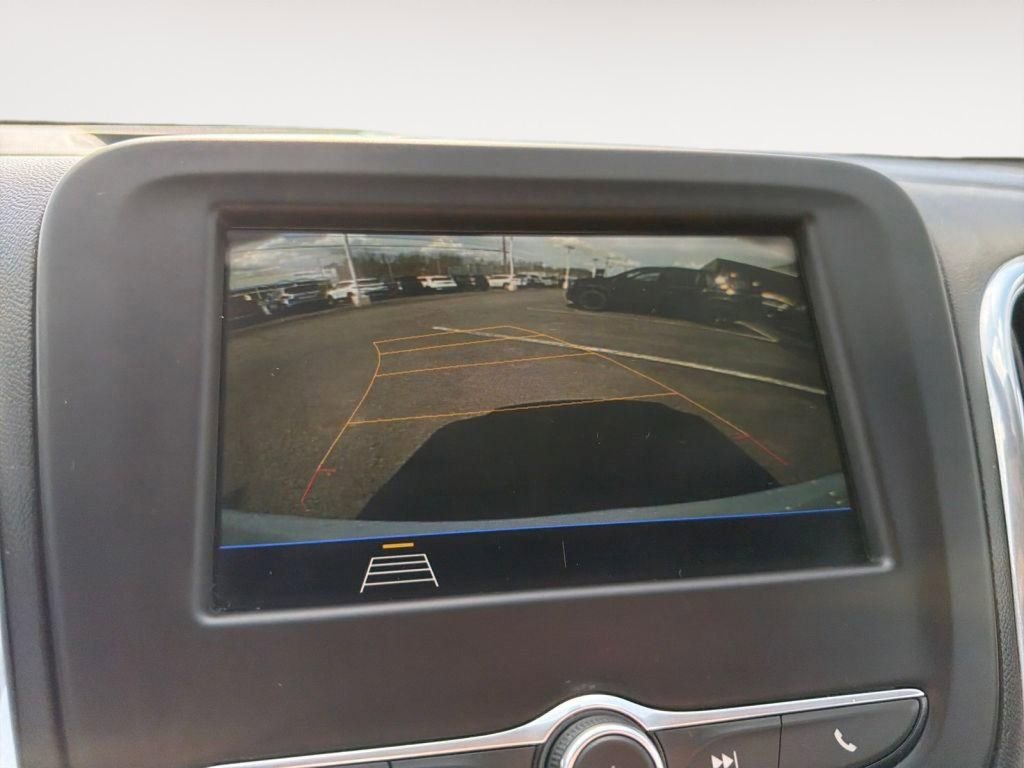 Used 2019 Chevrolet Equinox LT AWD/4WD image 14