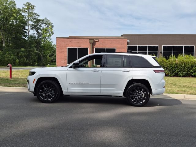 New 2026 Jeep Grand Cherokee Limited AWD/4WD image 10