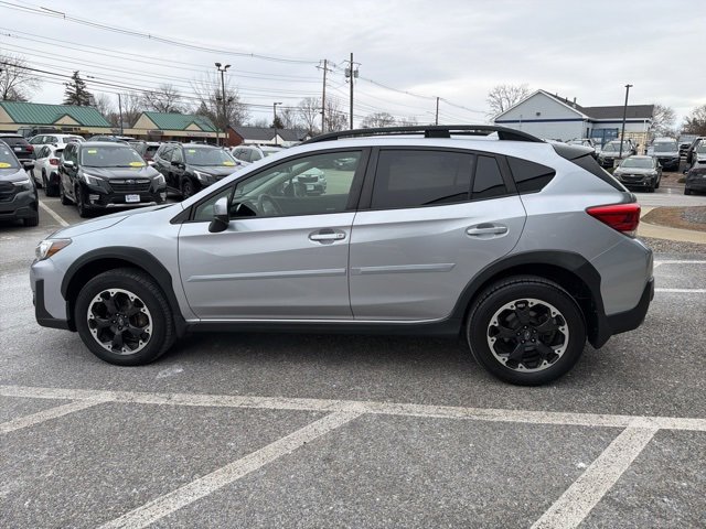 Used 2021 Subaru Crosstrek 2.0i Premium w/ Moonroof Package image 3