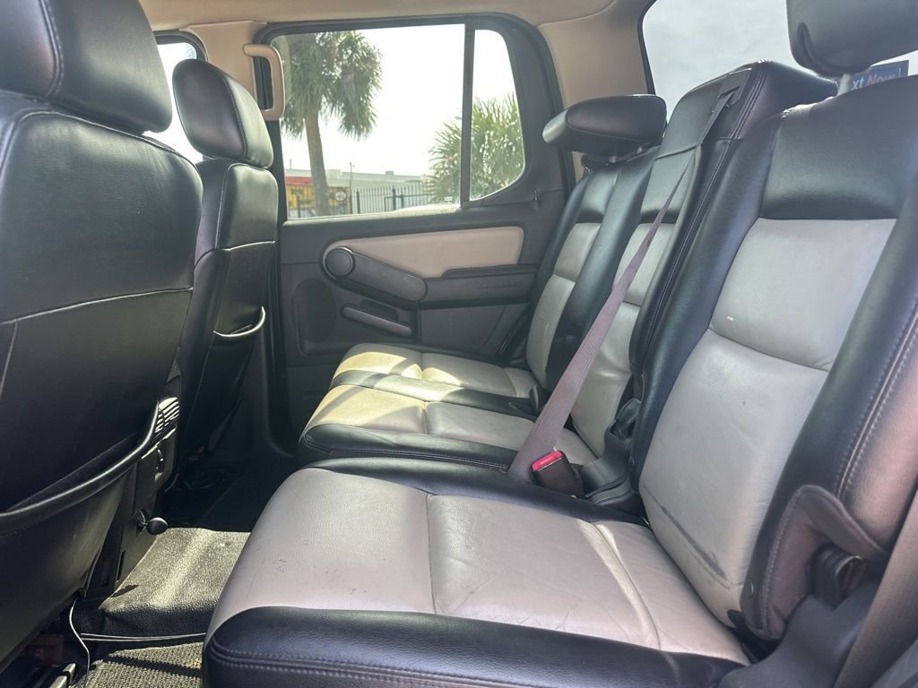 Used 2007 Ford Explorer Sport Trac Limited image 8