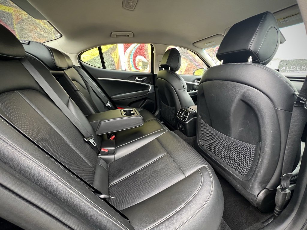 Used 2022 Genesis G70 2.0T image 23