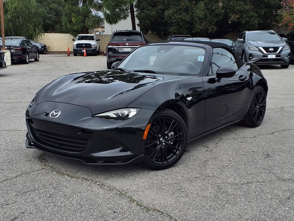 Certified 2024 MAZDA MX-5 Miata Club w/ Interior Package image 23