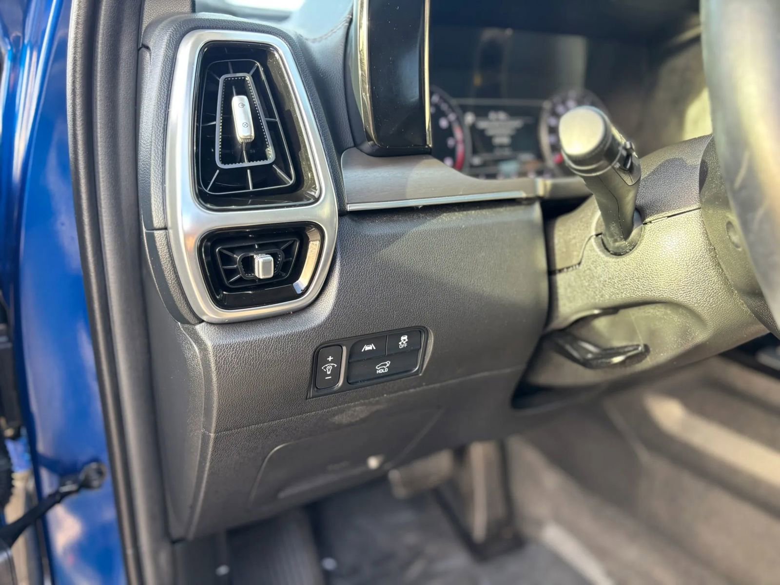 Used 2022 Kia Sorento SX image 12