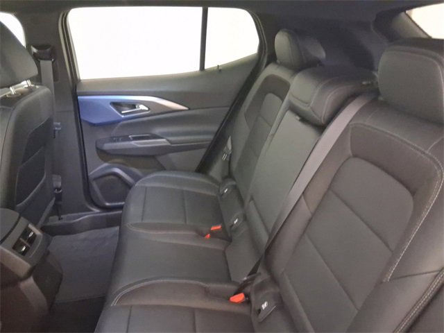 Used 2025 Chevrolet Equinox EV LT w/ Convenience Package image 18