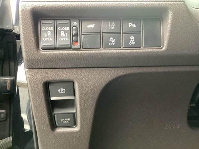 Used 2019 Honda Odyssey Elite image 16