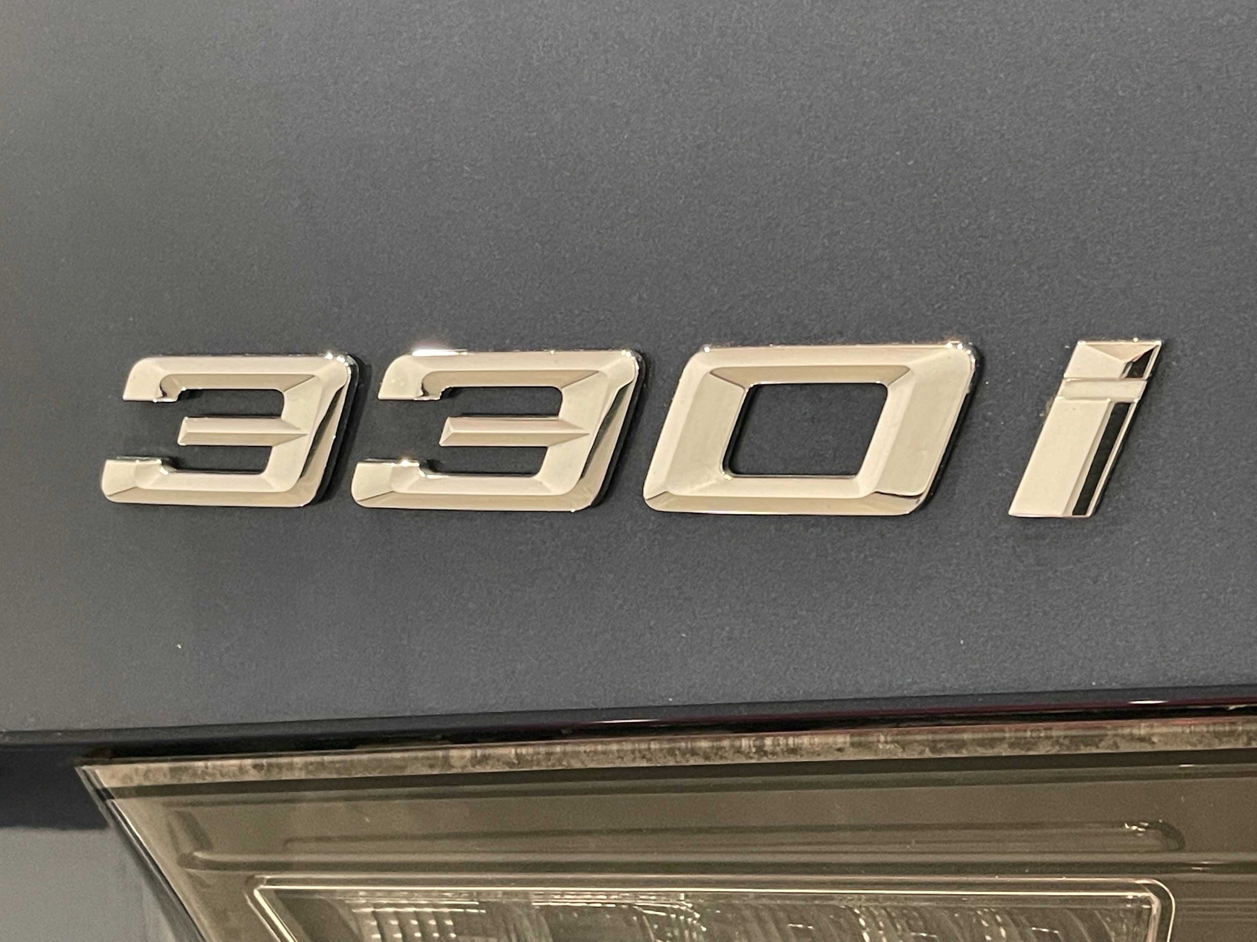 Used 2023 BMW 330i xDrive 330i xDrive w/ Driving Assistance Package image 25