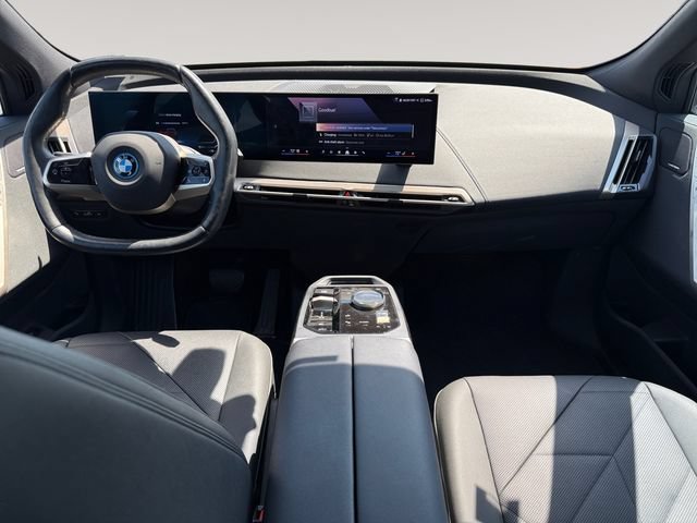 Certified 2024 BMW iX xDrive50 w/ Sport Package AWD/4WD image 10