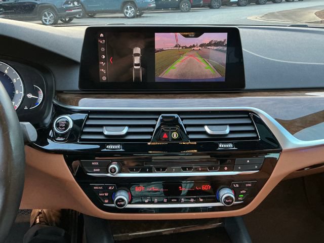 Used 2019 BMW 540i xDrive w/ Convenience Package AWD/4WD image 18