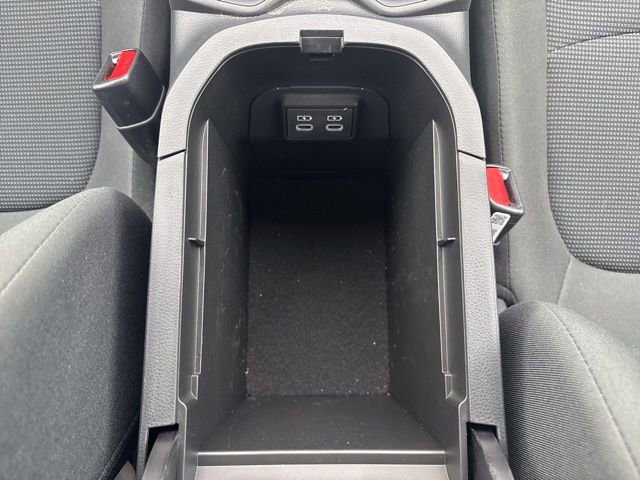 Certified 2023 Toyota RAV4 LE image 31