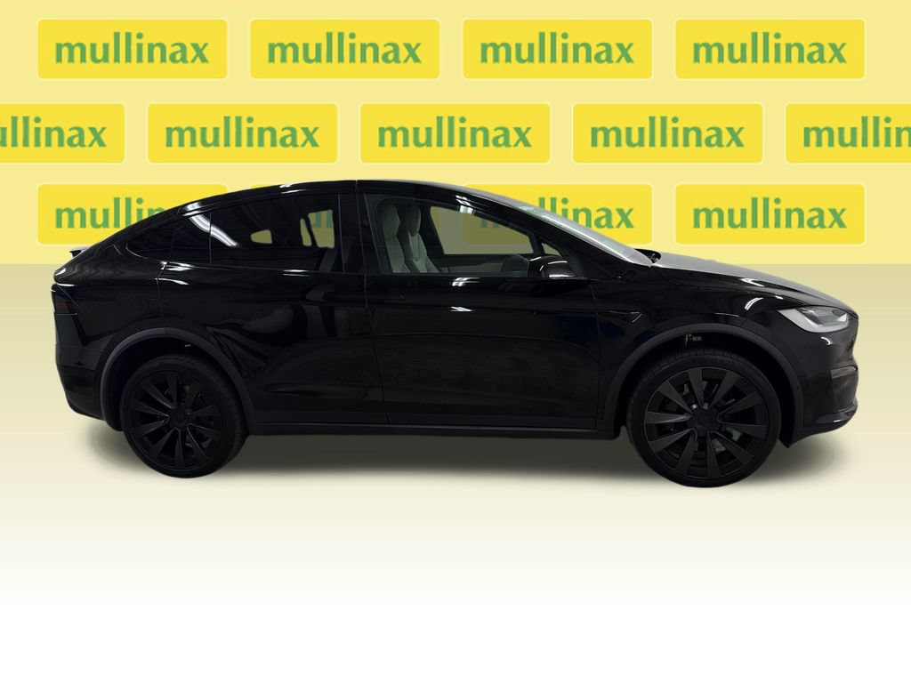 Used 2022 Tesla Model X Plaid AWD/4WD image 5