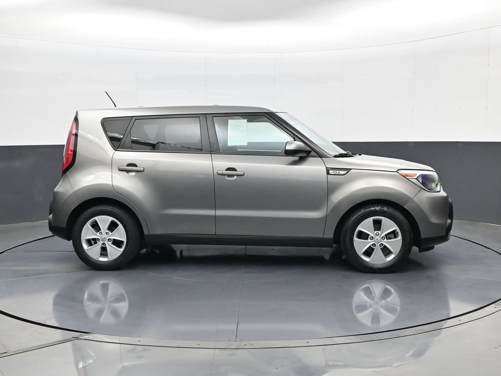Used 2015 Kia Soul FWD image 4