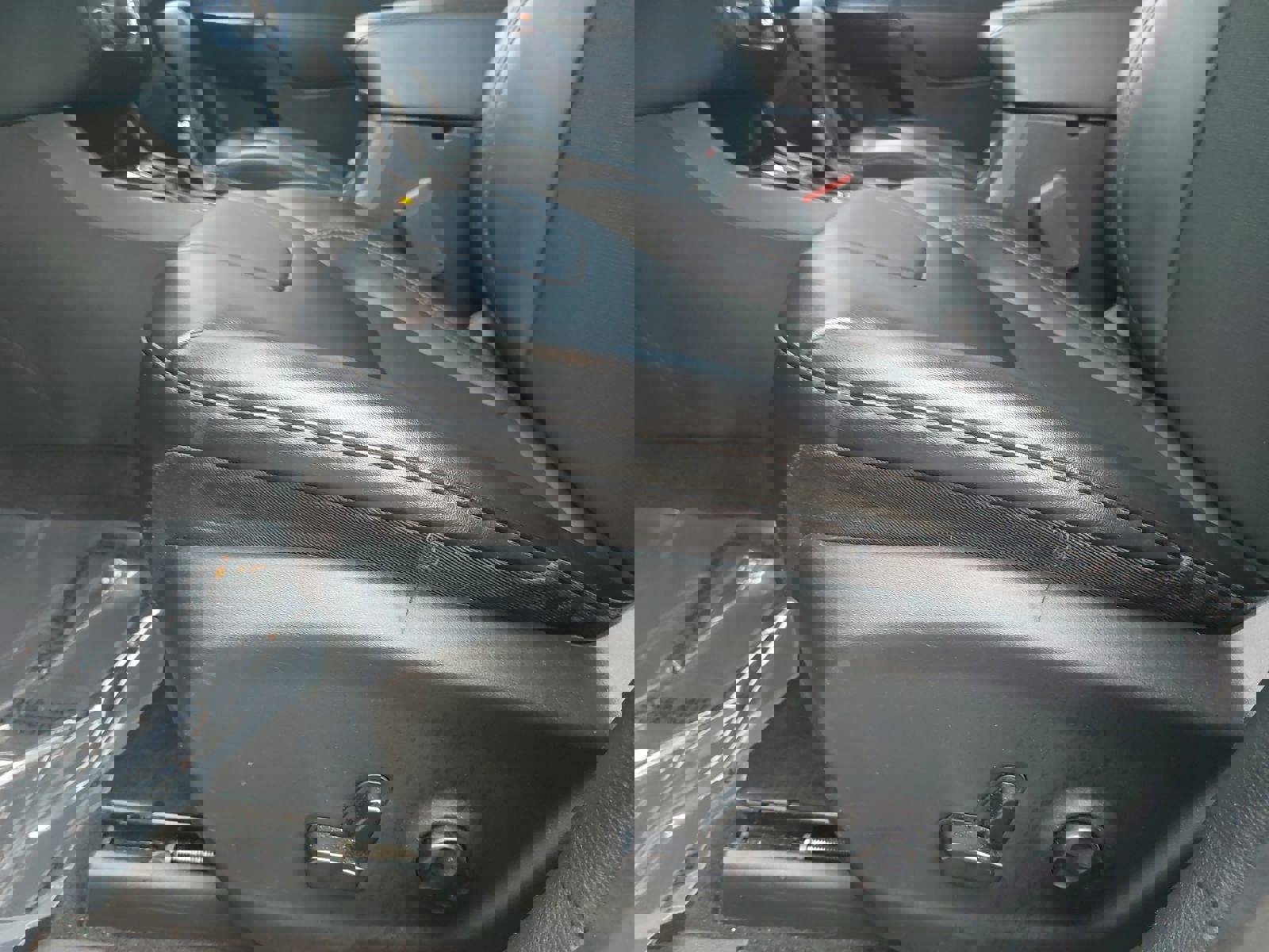 Used 2020 Jeep Cherokee Latitude Plus image 27