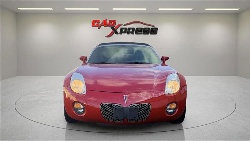 Used 2008 Pontiac Solstice Convertible w/ Premium Package image 10