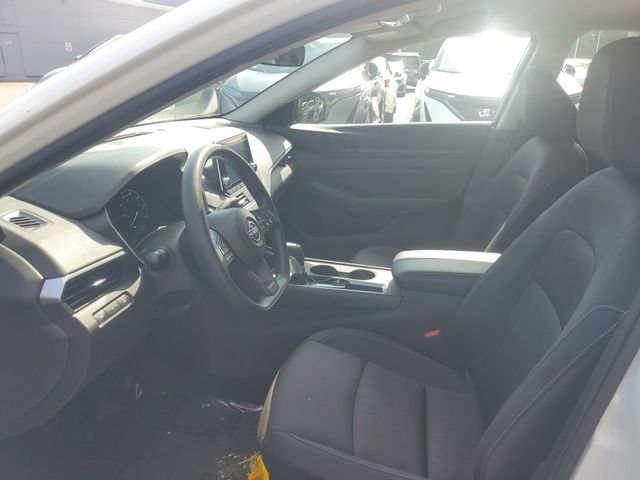 Certified 2025 Nissan Altima 2.5 S FWD image 14