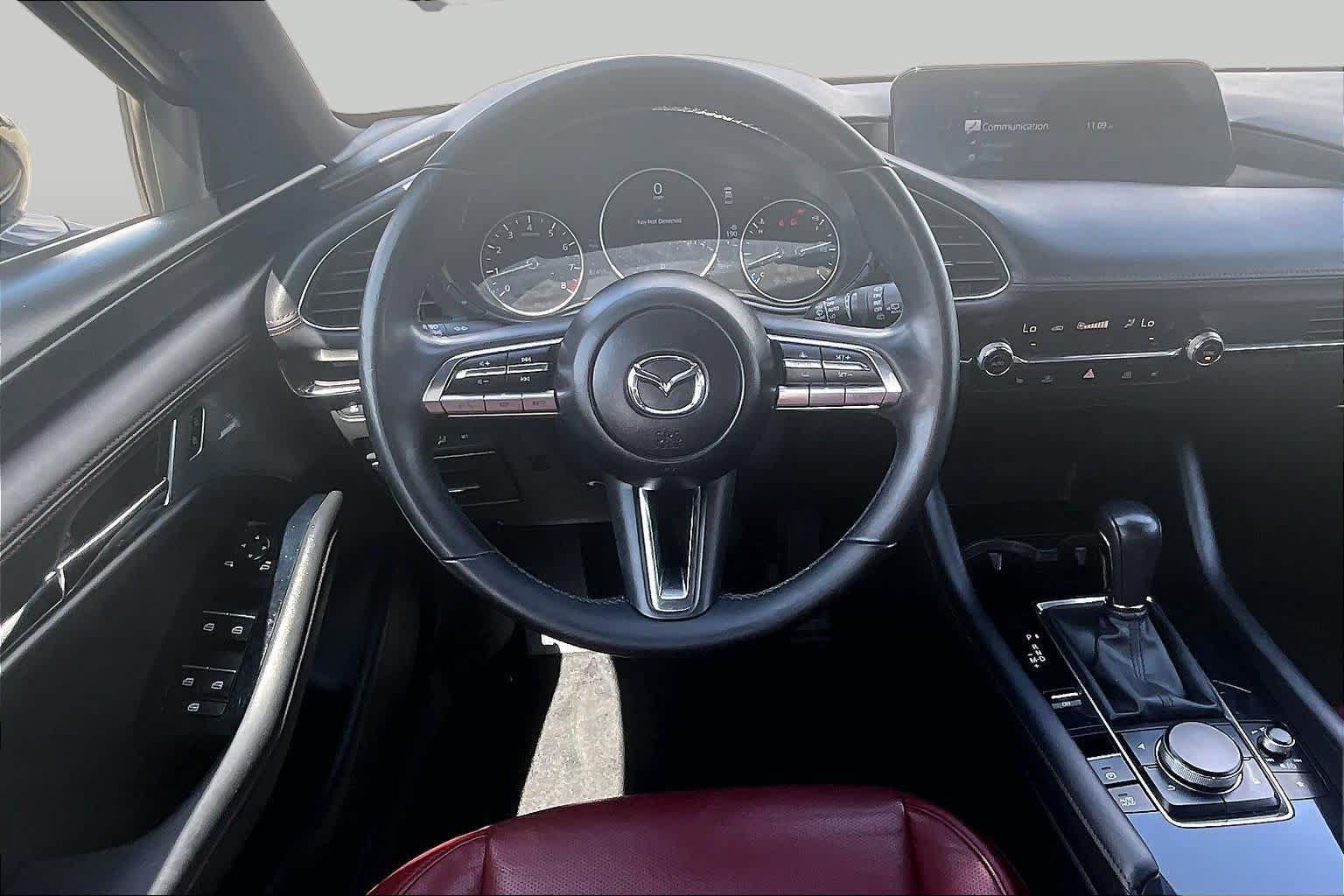 Used 2023 MAZDA MAZDA3 s FWD image 5