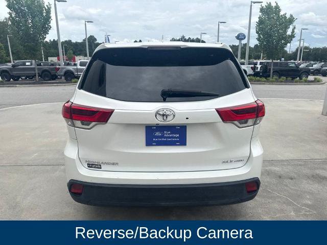 Used 2019 Toyota Highlander XLE AWD/4WD image 6