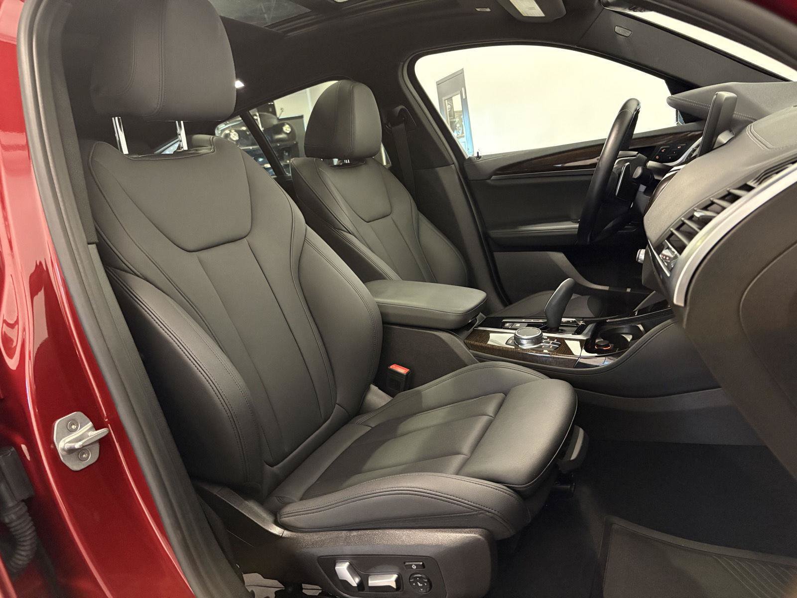Used 2019 BMW X4 M40i w/ Parking Assistance Package AWD/4WD image 40
