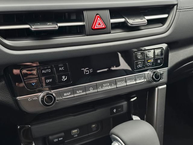 New 2026 Kia Seltos SX w/ SX Sunroof Package image 14