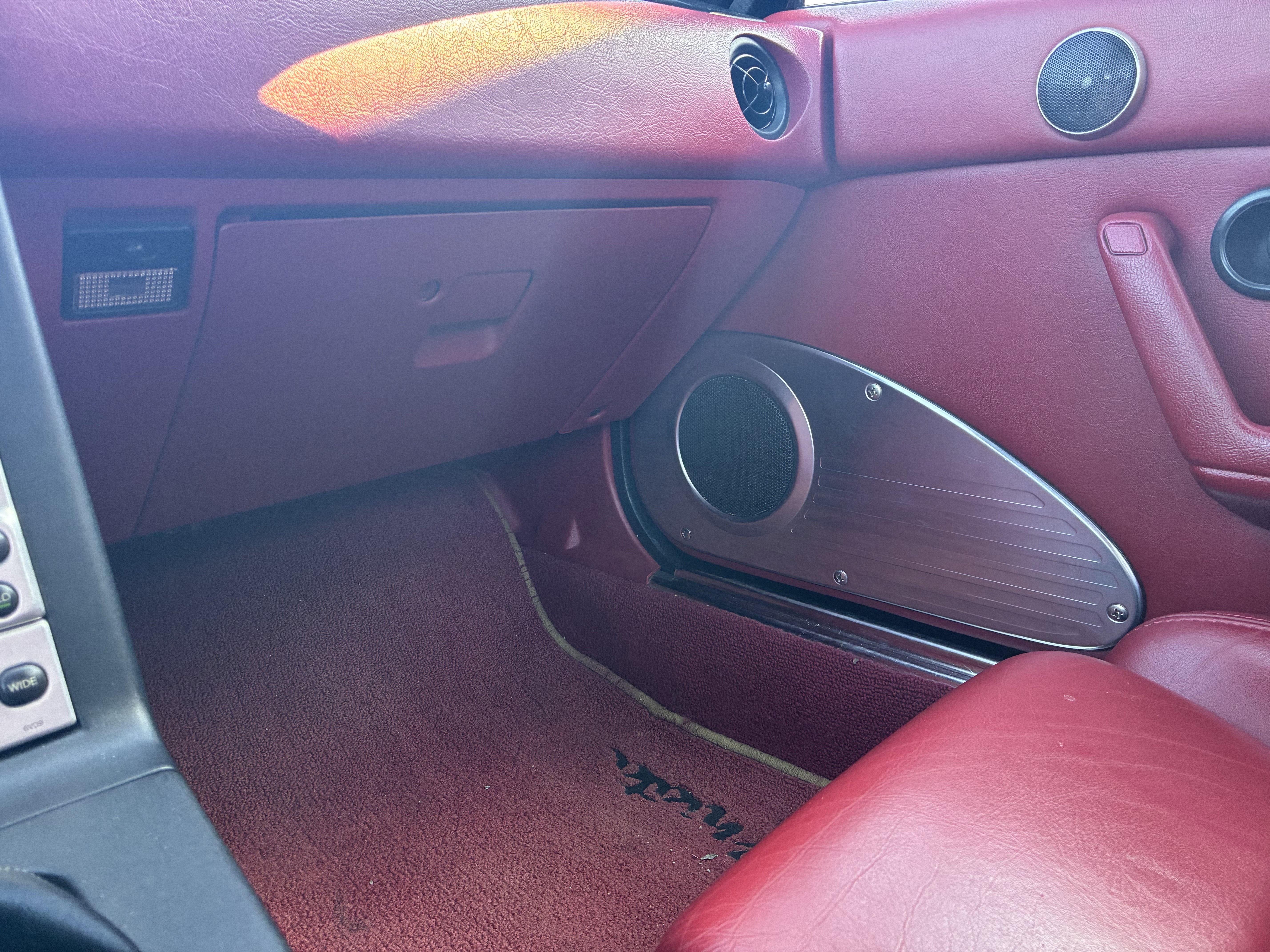 Used 1993 MAZDA MX-5 Miata RWD image 28