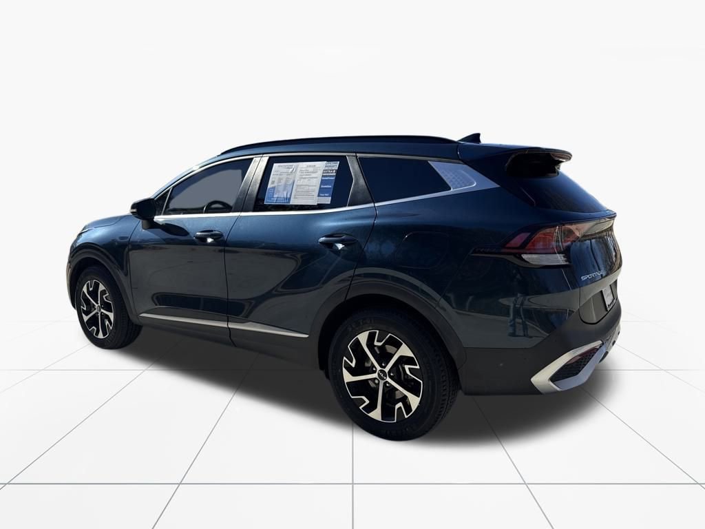 Used 2023 Kia Sportage EX w/ EX Premium Package image 6