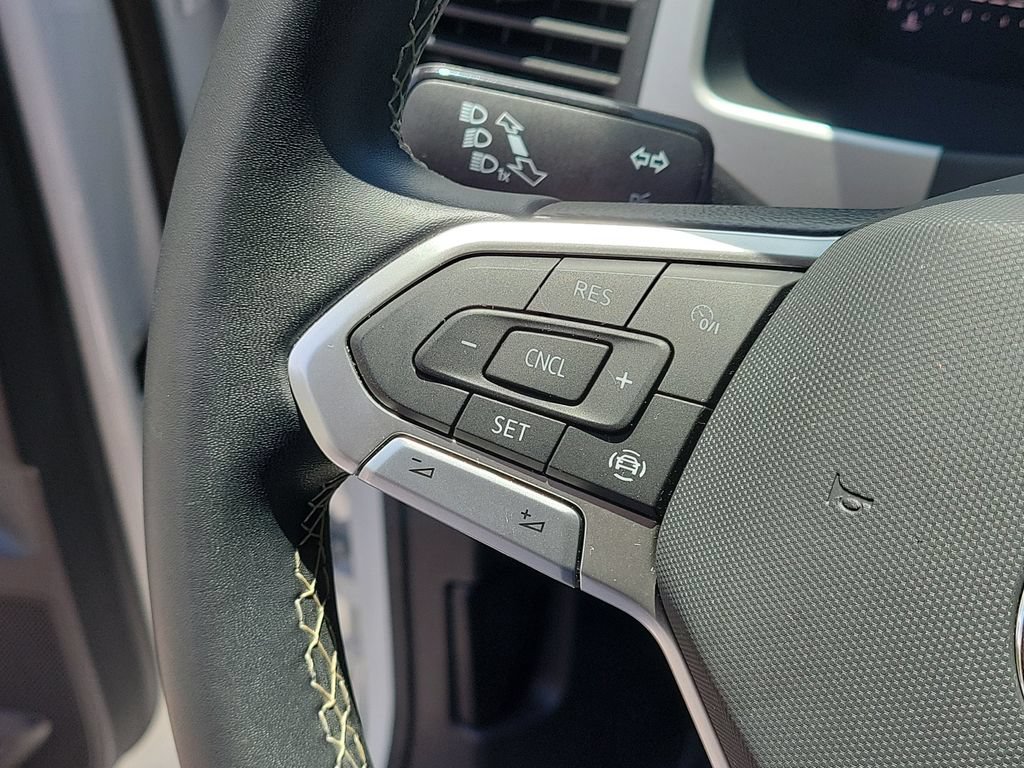 Used 2023 Volkswagen Atlas SE FWD image 30