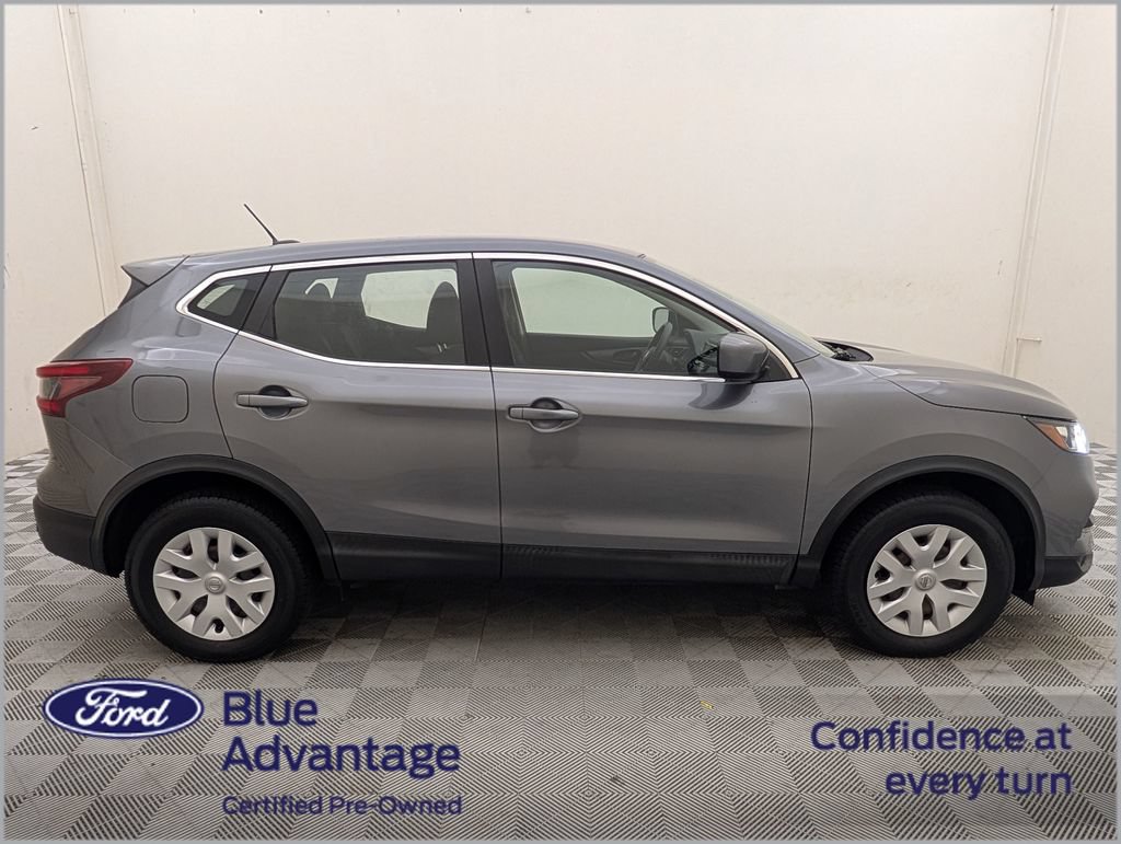 Used 2020 Nissan Rogue Sport S FWD video 2
