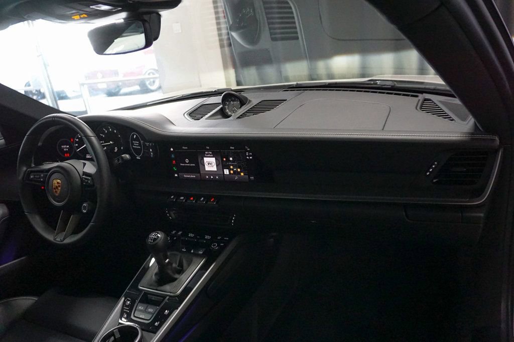 Used 2024 Porsche 911 Coupe image 31