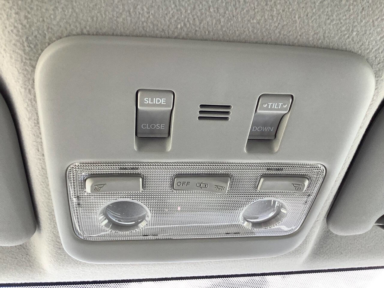 Used 2012 Toyota Prius C Four FWD image 46