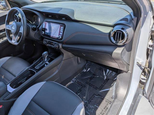 Used 2022 Nissan Kicks SR w/ Premium Package FWD image 21