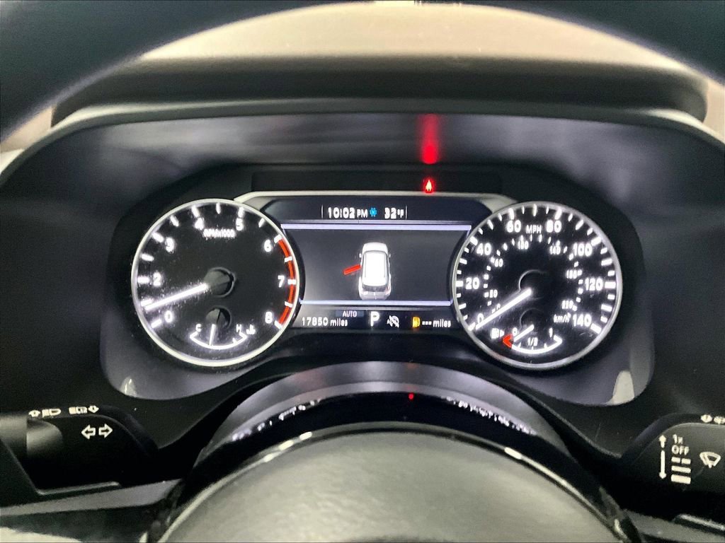 Used 2023 Nissan Rogue SV image 25