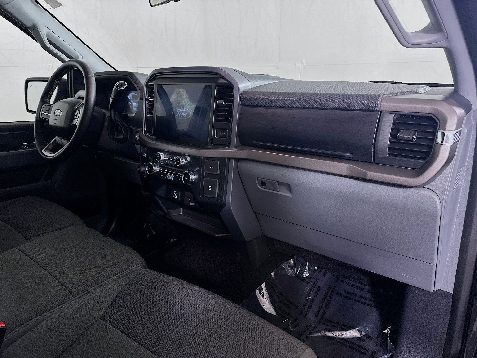 Used 2025 Ford F150 XLT w/ Equipment Group 301A Standard AWD/4WD image 26